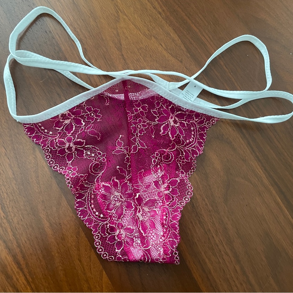 NWOT Pink Floral Lace Strappy Thong